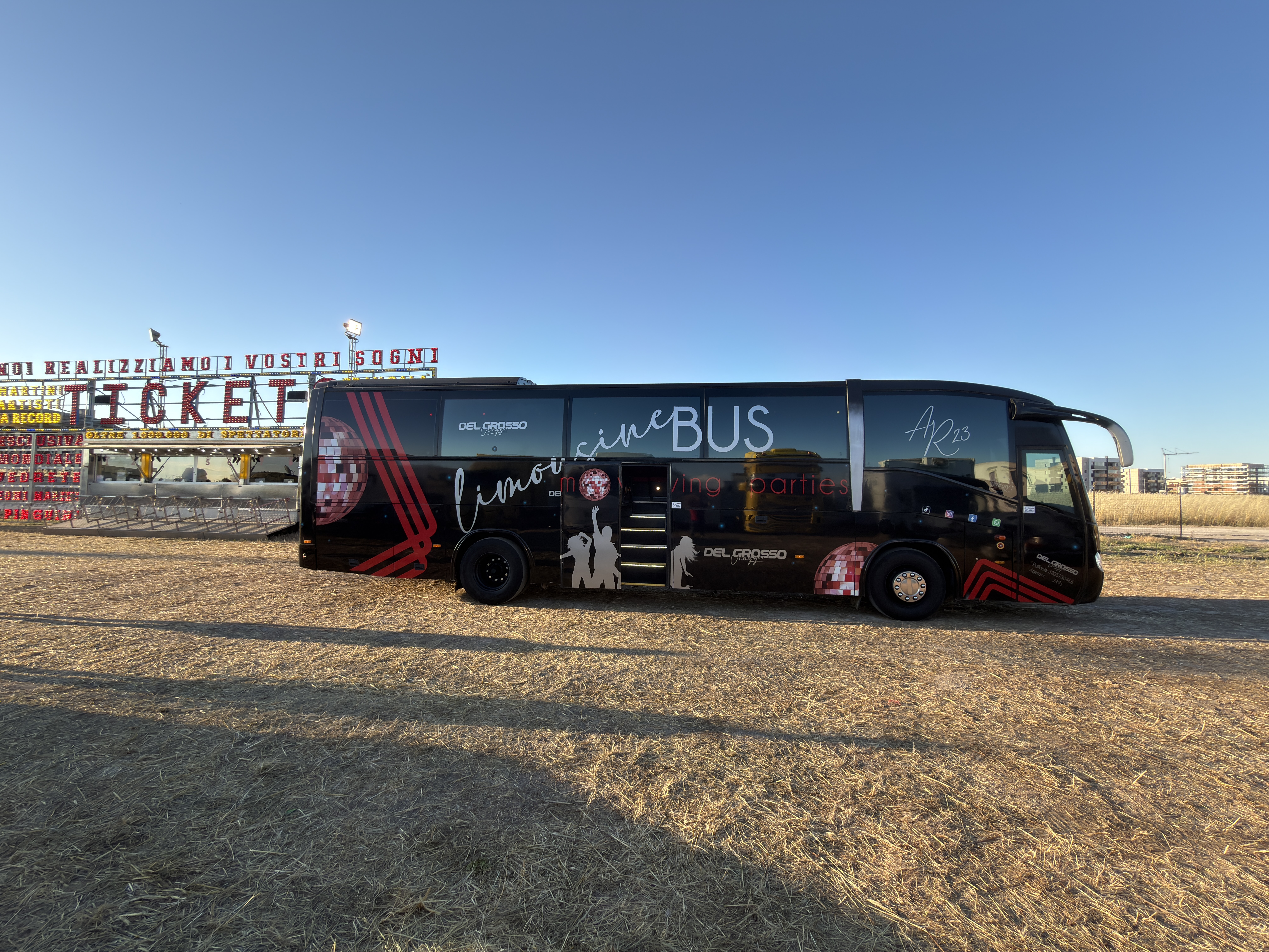 Interni reali del Limousine Bus